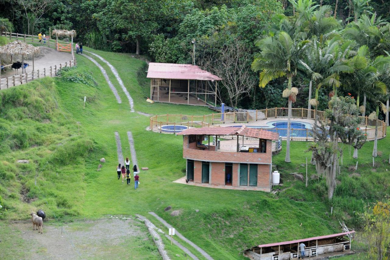 Hacienda Charrascal Coffe Farm Apartment Manizales Exterior photo